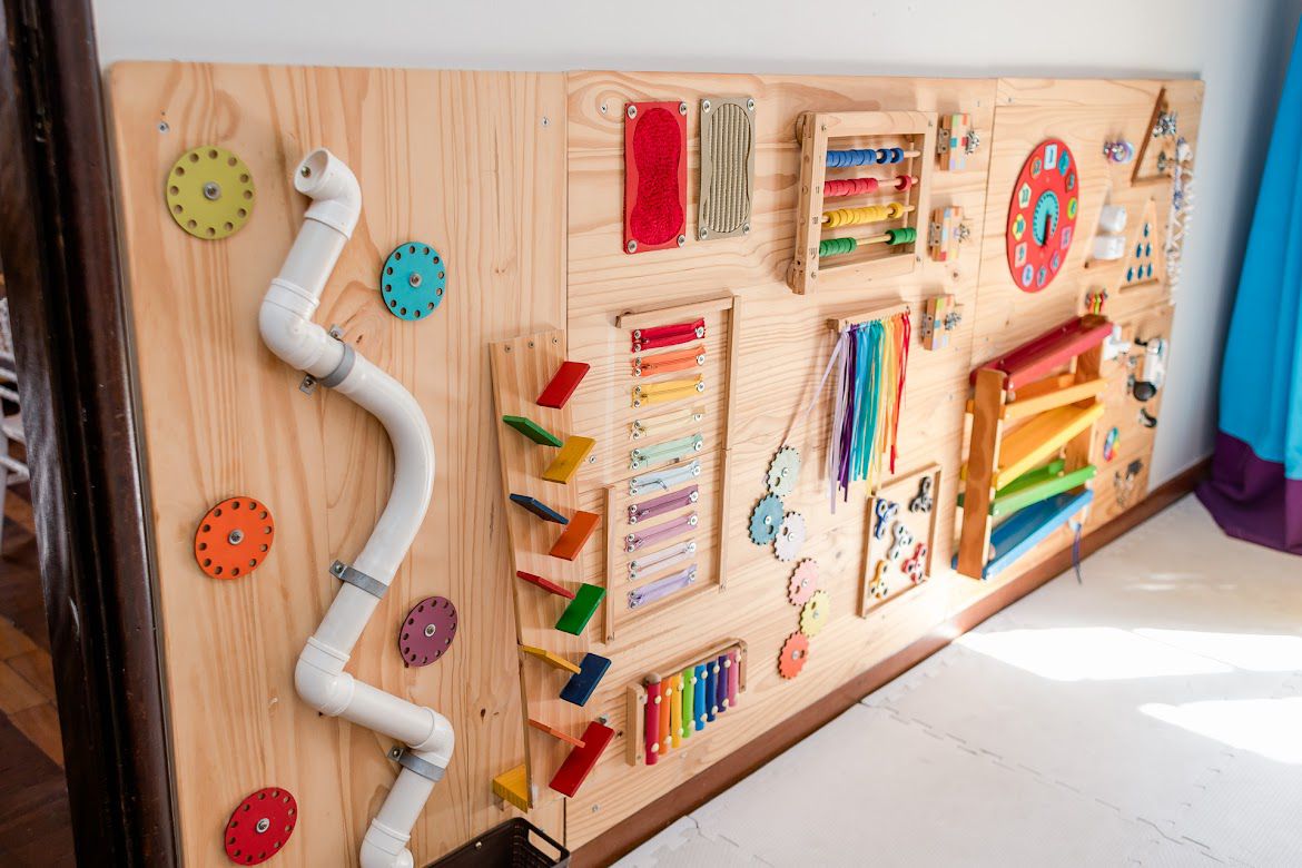 Painel sensorial montessoriano para crianças